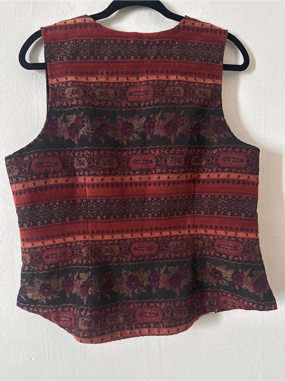 Vintage Christopher & Banks Red and Brown Patterned Women's Vest - Picture 6 of 6